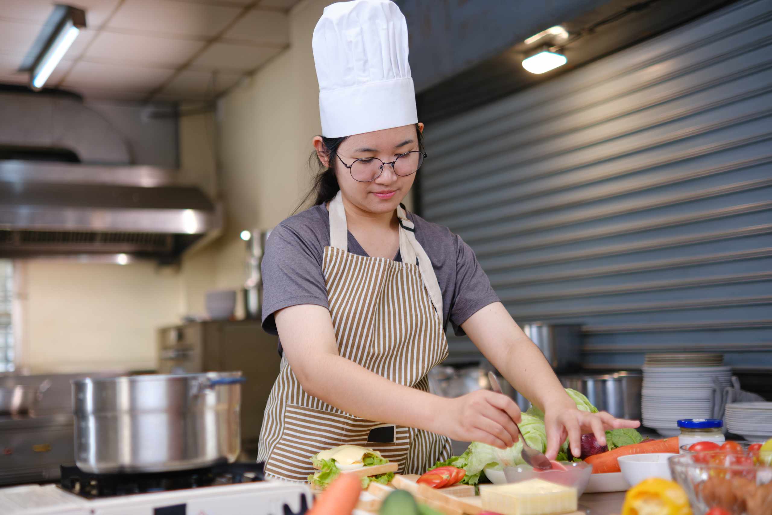 How to Build Kitchen Confidence with Short, Focused Practice