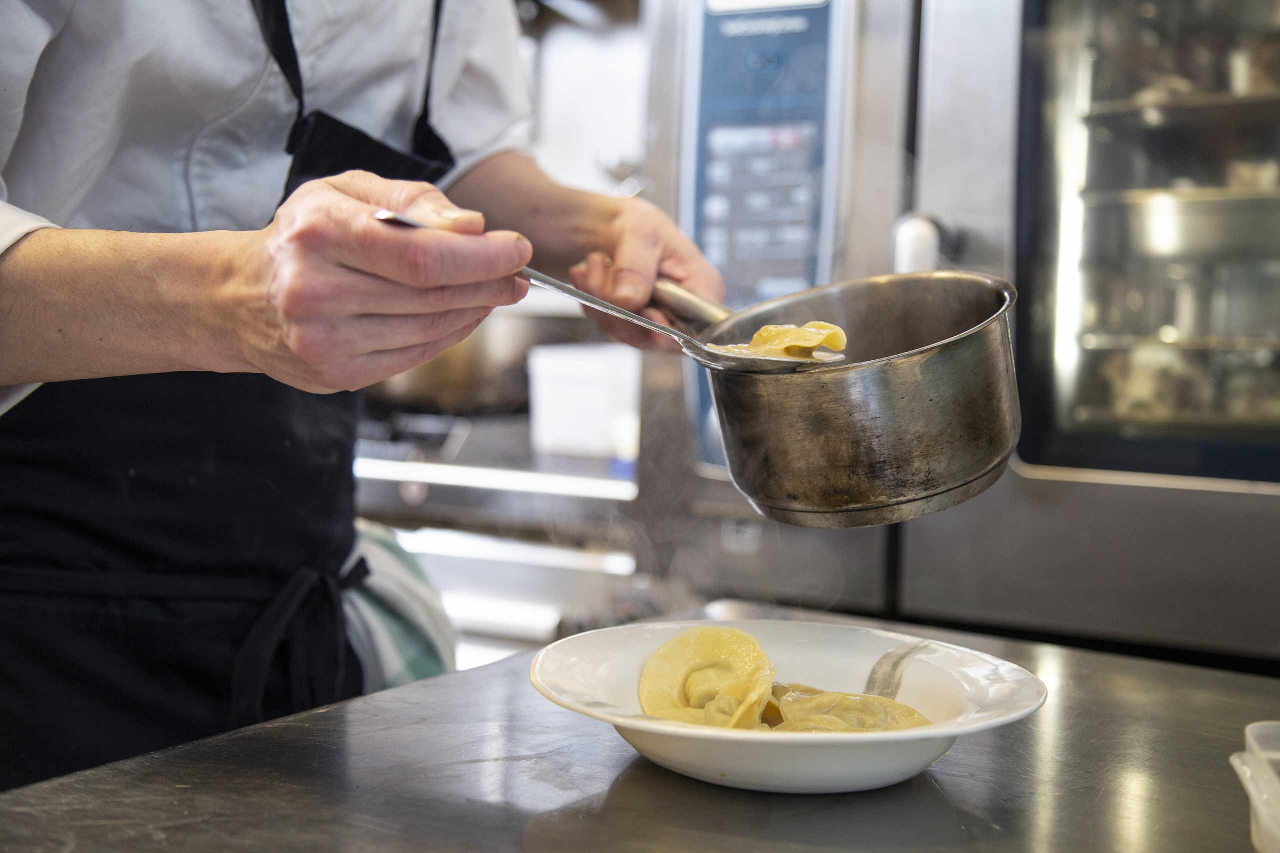 Why Repeating the Same Dish Makes Learning to Cook Easier